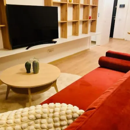 Joy Stai Vivalia 7b-13 Apartment *